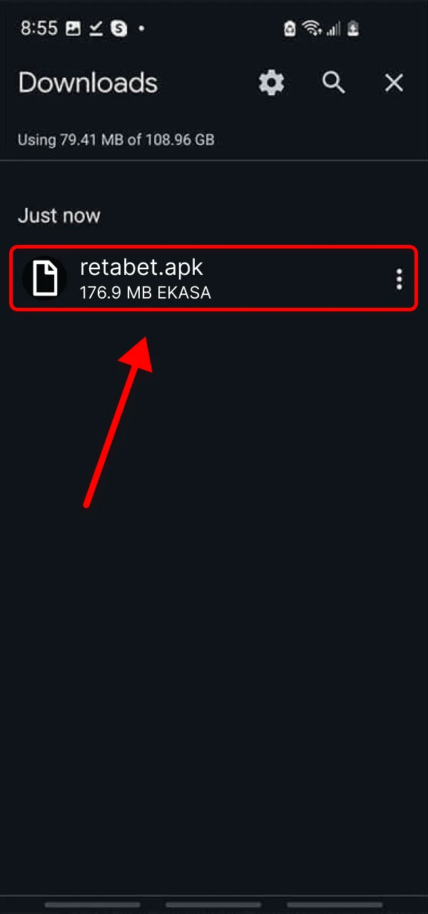 Instala Retabet APK buscando el archivo retaapp.apk y abre la aplicación en tu Android.